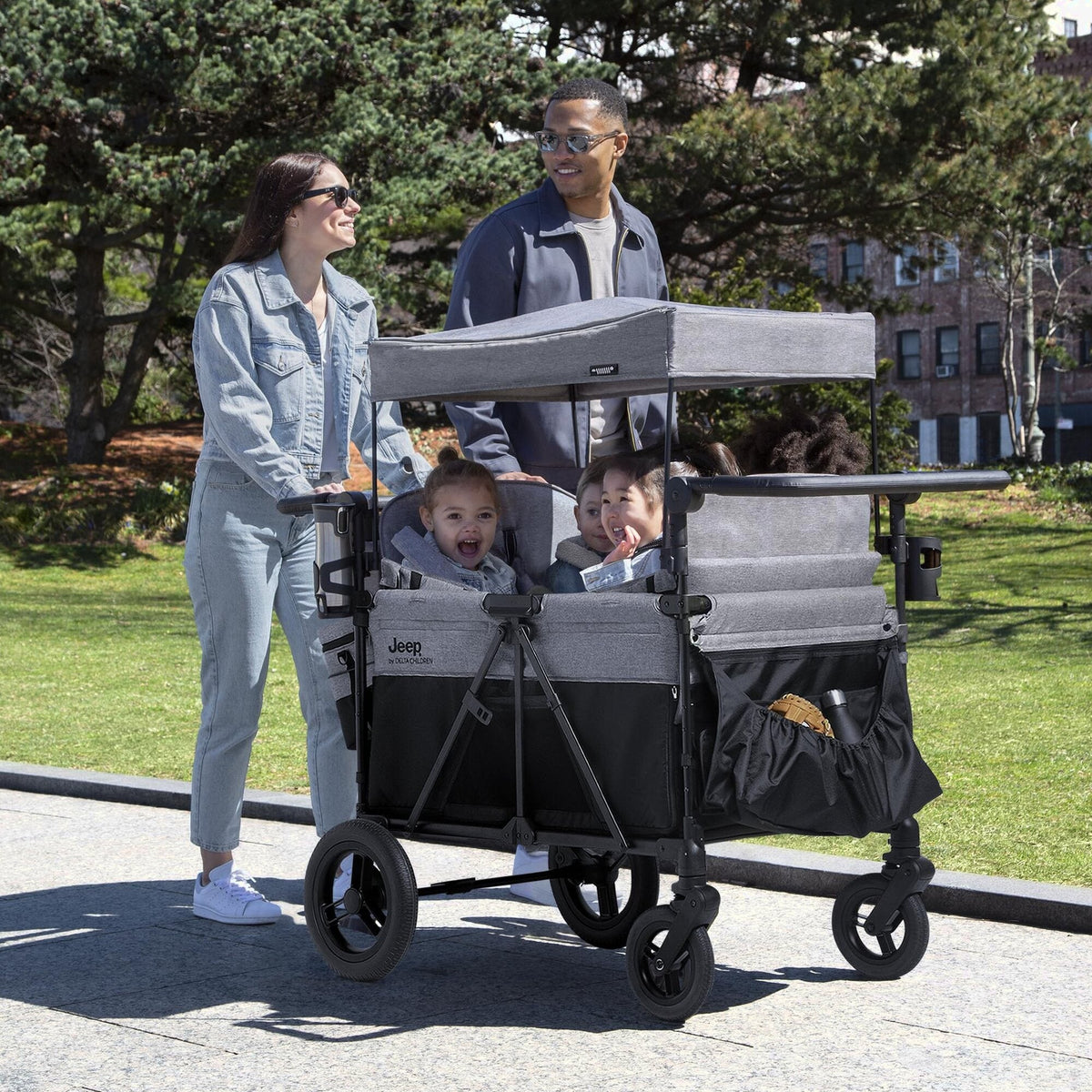 Jeep Wrangler Deluxe 4 Seater Stroller Wagon by Delta Children