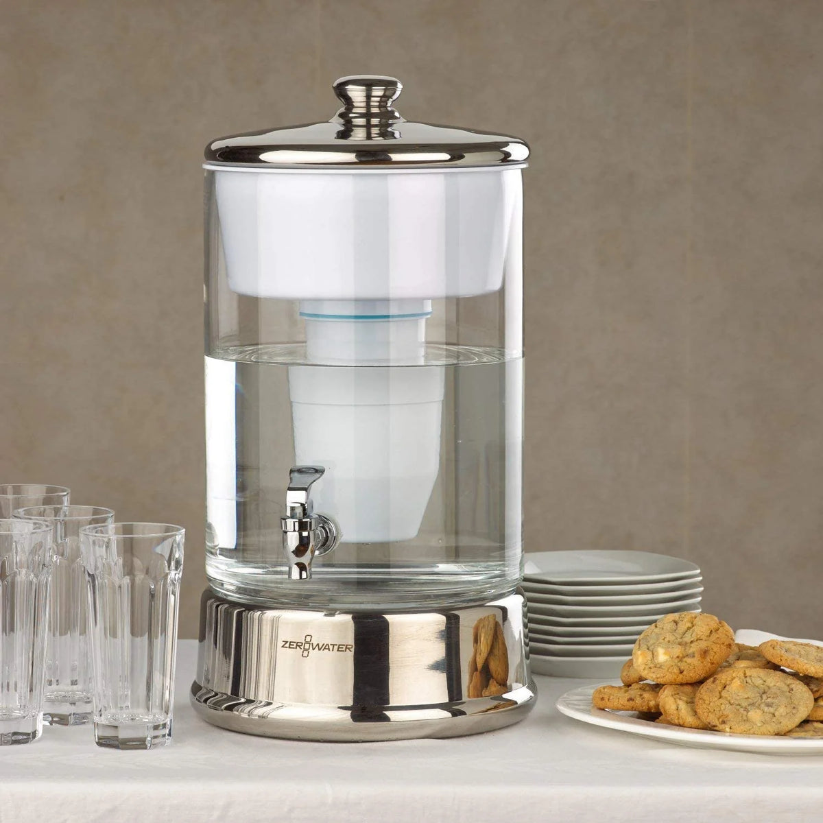 ZeroWater 40 Cup Ready-Pour Glass Water Dispenser With Water Quality Meter - BPA-Free