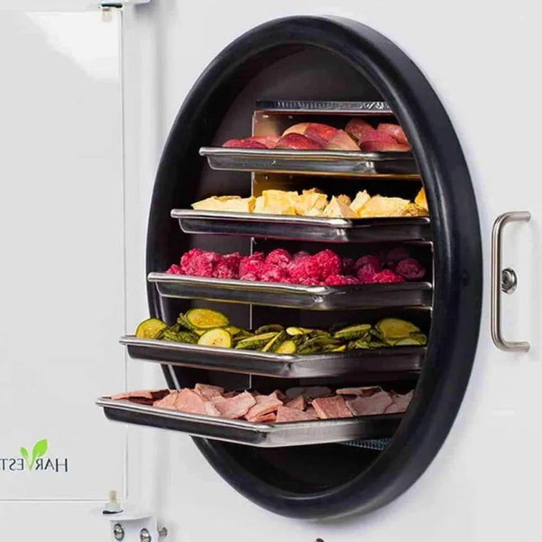 Harvest Right Medium Freeze Dryer with Mylar Starter Kit
