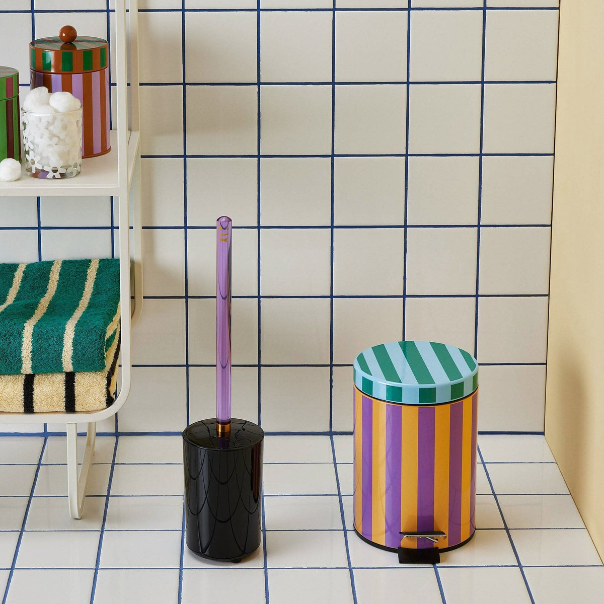 Dusen Dusen Pedal Bathroom Waste Bin