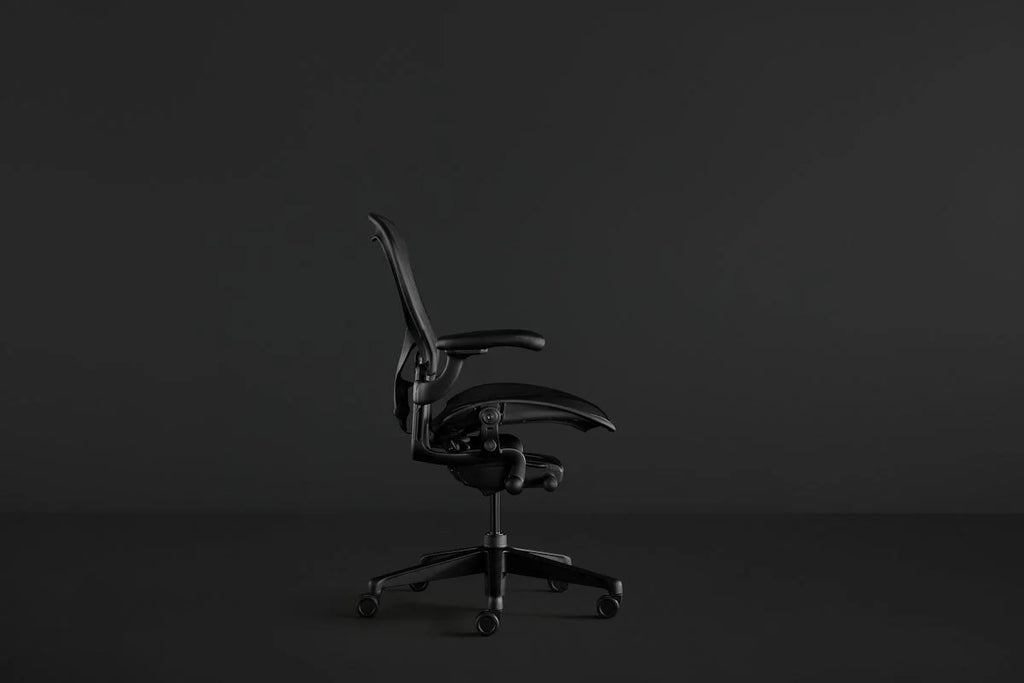 Herman Miller Gaming Chair, Onyx - Aeron