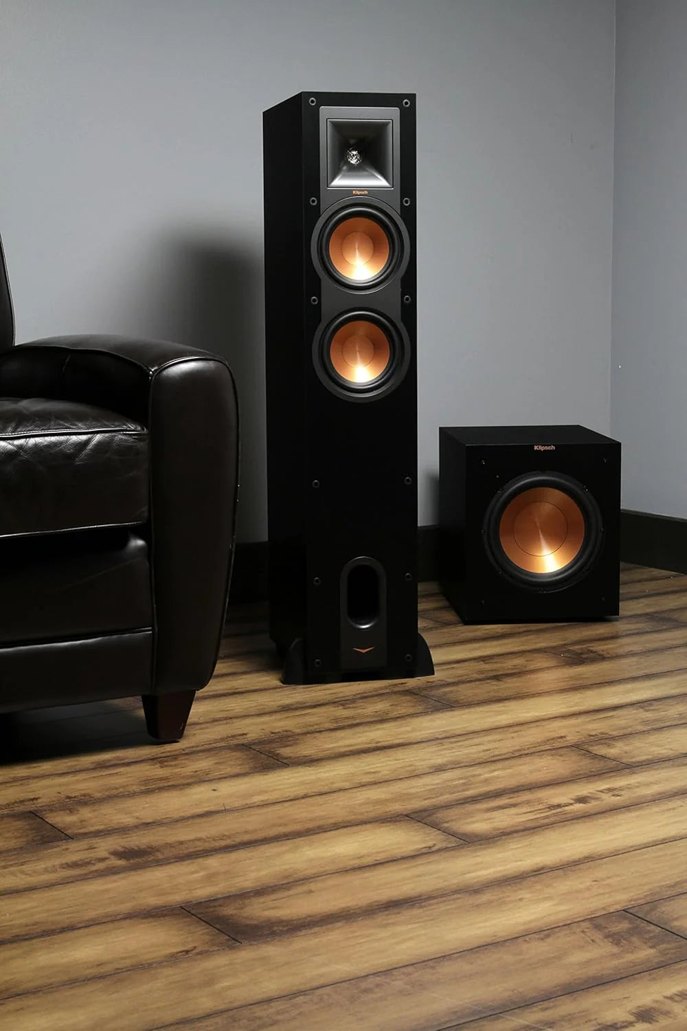 Deep Bass Front-Firing 12 in Copper-Spun Driver 400W Digital Power Subwoofer - R-12SW