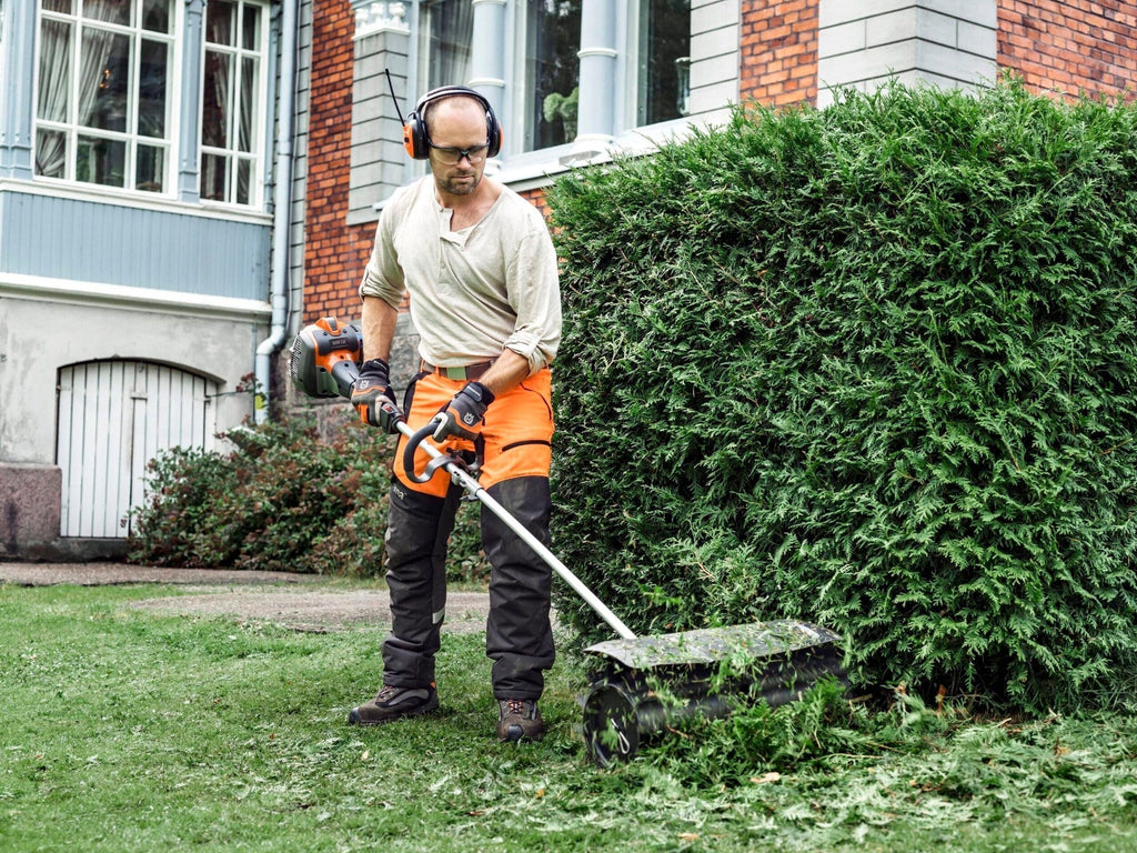 Husqvarna 970545001 330LK 28-cc 2-cycle 20-in Straight Shaft Gas String Trimmer with Attachment Capable and Edger Capable