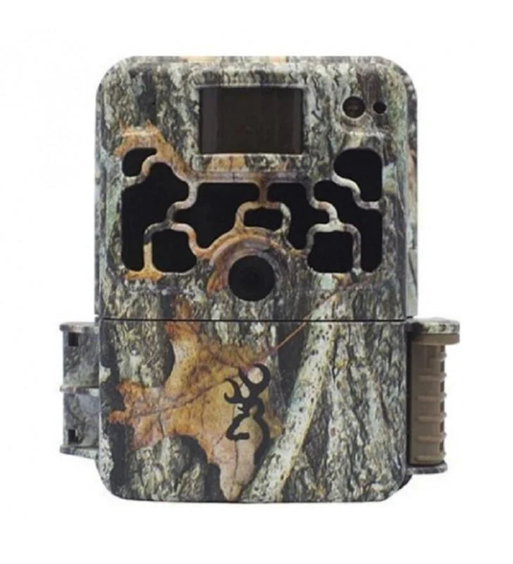 Browning Trail Cameras Dark Ops Extreme 16MP Trail Camera 6-Pack With 12 16GB SD Cards And USB 2.0 Card Reader - Dark Ops Extreme