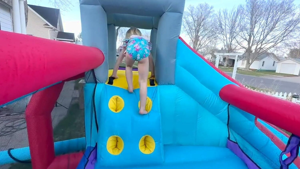Inflatable Water Slides for Kids 8-in-1 Bounce House Water Park with 450W Blower Climbing Wall, Splash Pool, 2 Water Cannons, Basketball Hoop, Water Slide, Crocodile Sprinkler for Gift Backyard Party