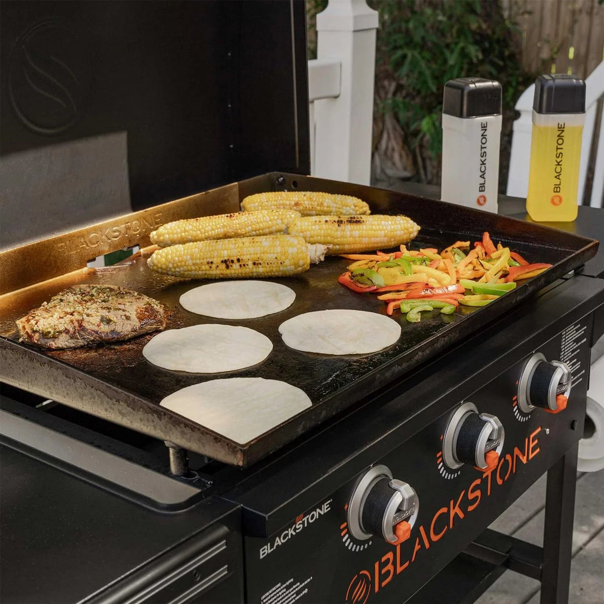28-Inch XL 3-Burner Outdoor Griddle With Hood And Accessories