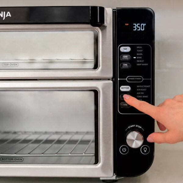 12-in-1 Double Oven with FlexDoor, FlavorSeal Smart Finish, Rapid Top Oven, Convection and Air Fry Bottom Oven DCT401