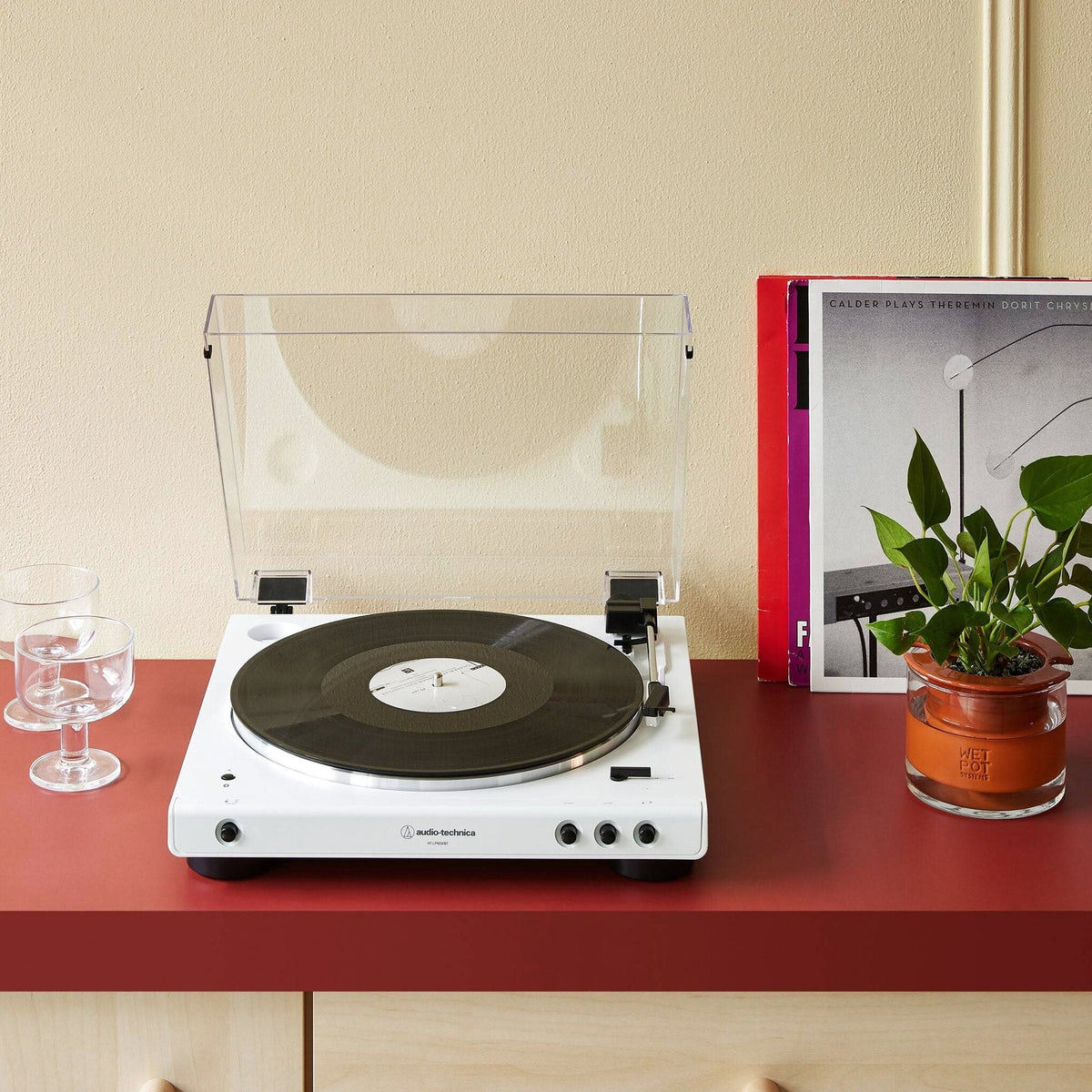 Audio-Technica AT-LP60XBT-WW Bluetooth Turntable