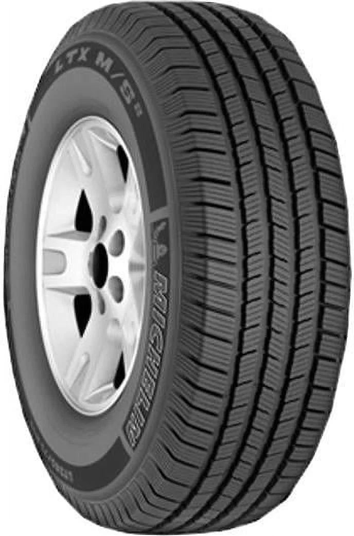Defender LTX M/S All-Season LT265/60R20/E 121/118R Light Truck Tire