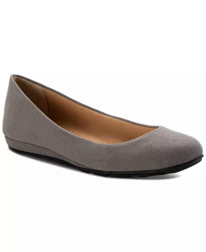Women's Classic Ballet Flats - Round Toe Slip-On
